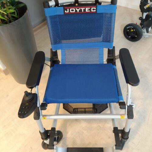 Silla de ruedas eléctrica plegable Joytec azul