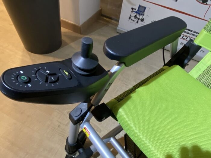 silla de ruedas eléctrica Joytec verde outlet